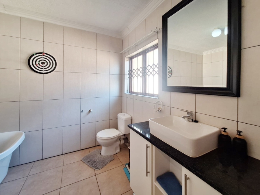 3 Bedroom Property for Sale in Melodie North West